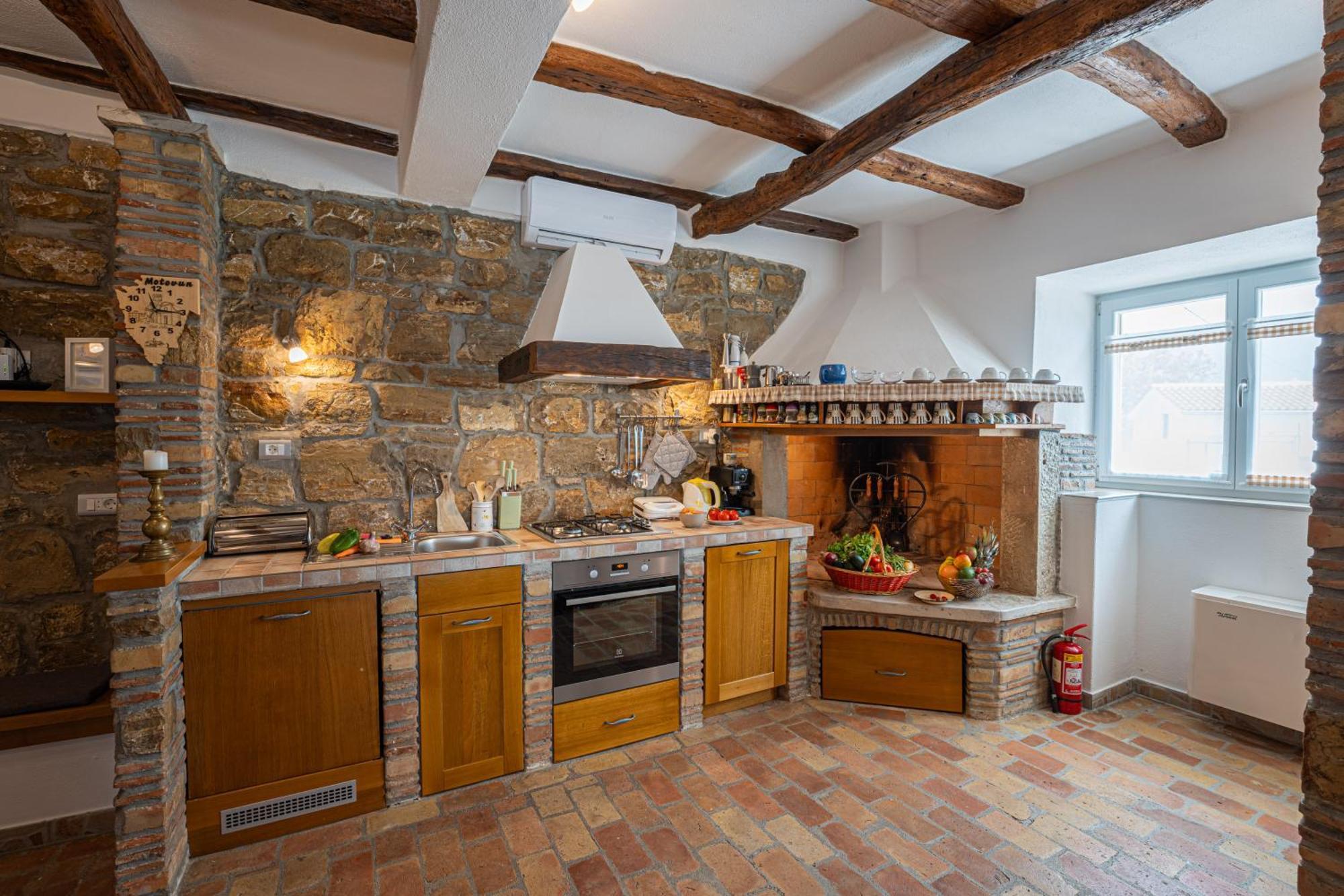 Holiday Home Belveder Motovun With Heated Pool Livade Екстериор снимка