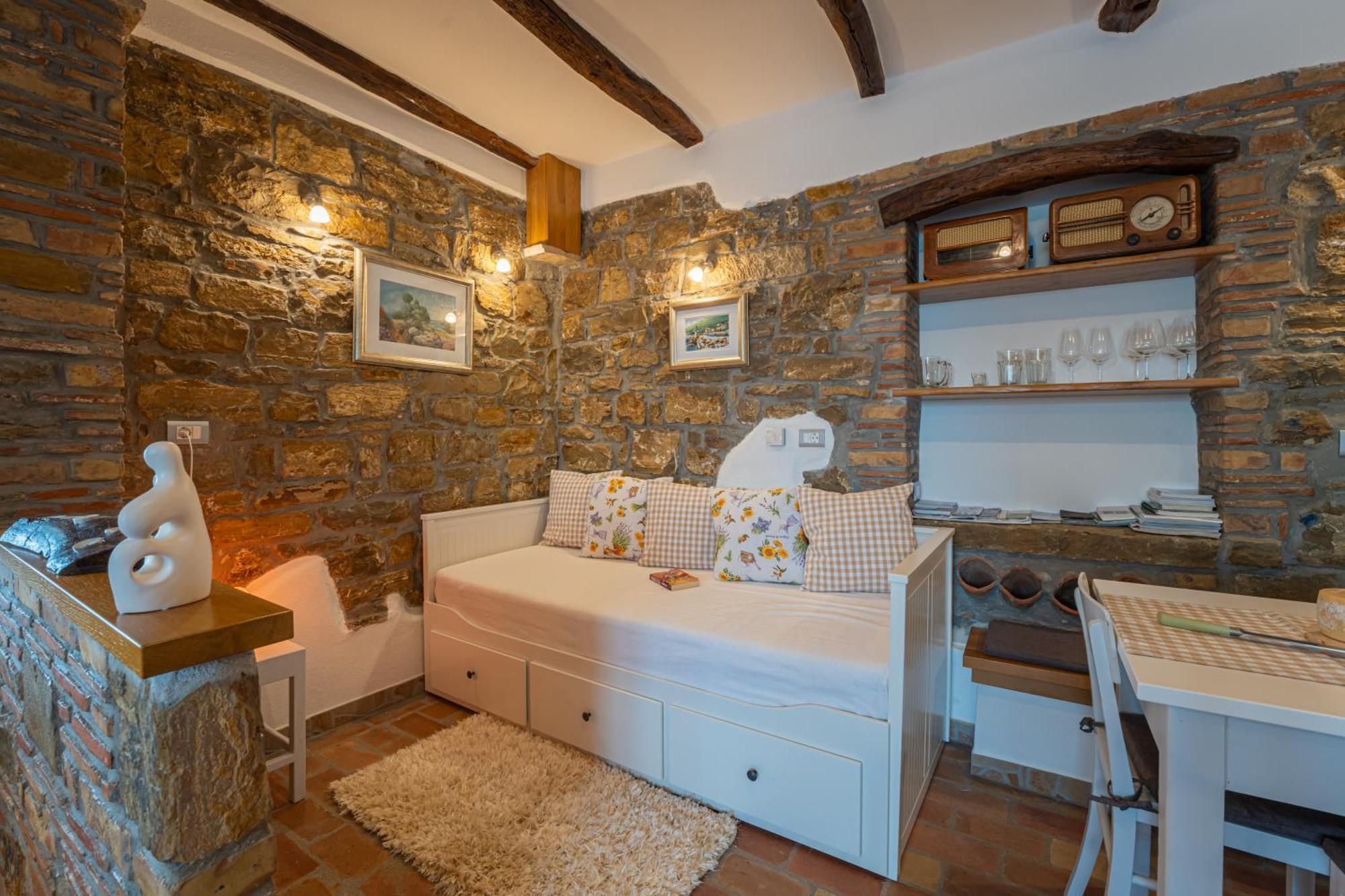 Holiday Home Belveder Motovun With Heated Pool Livade Екстериор снимка