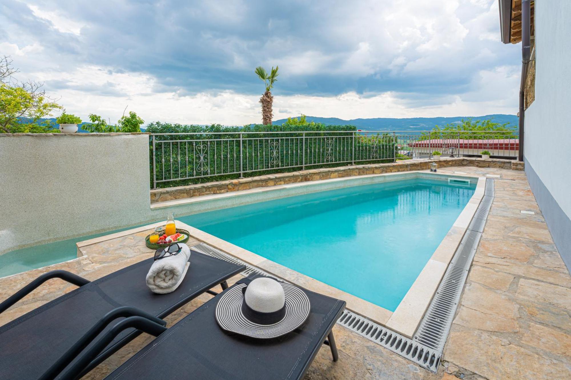 Holiday Home Belveder Motovun With Heated Pool Livade Екстериор снимка