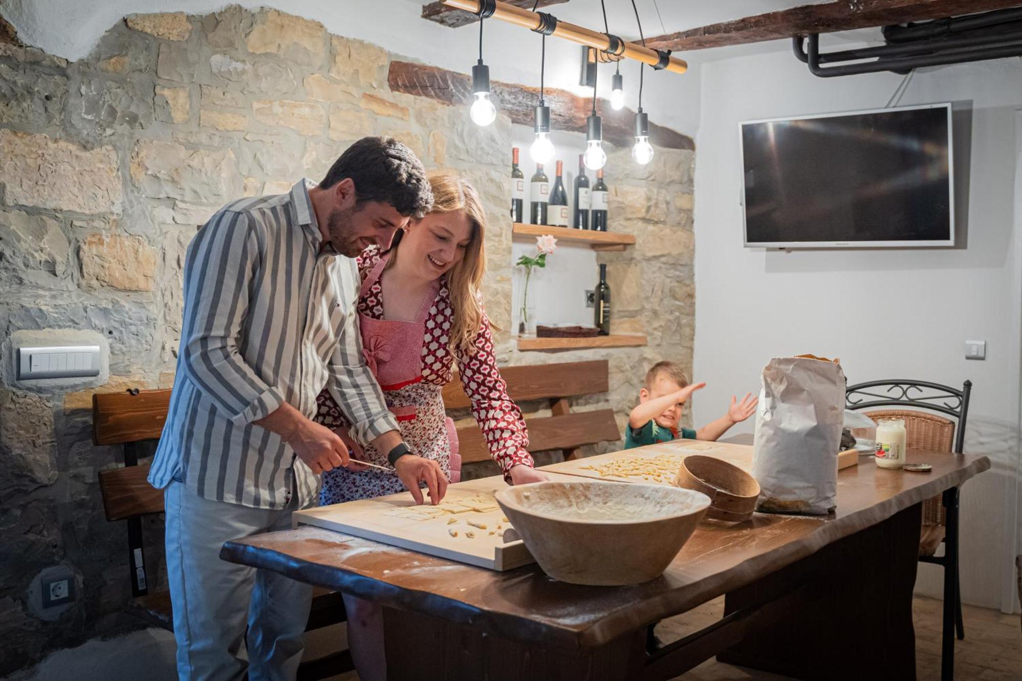 Holiday Home Belveder Motovun With Heated Pool Livade Екстериор снимка